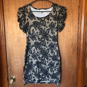Sweet Storm Casual floral Dress size M